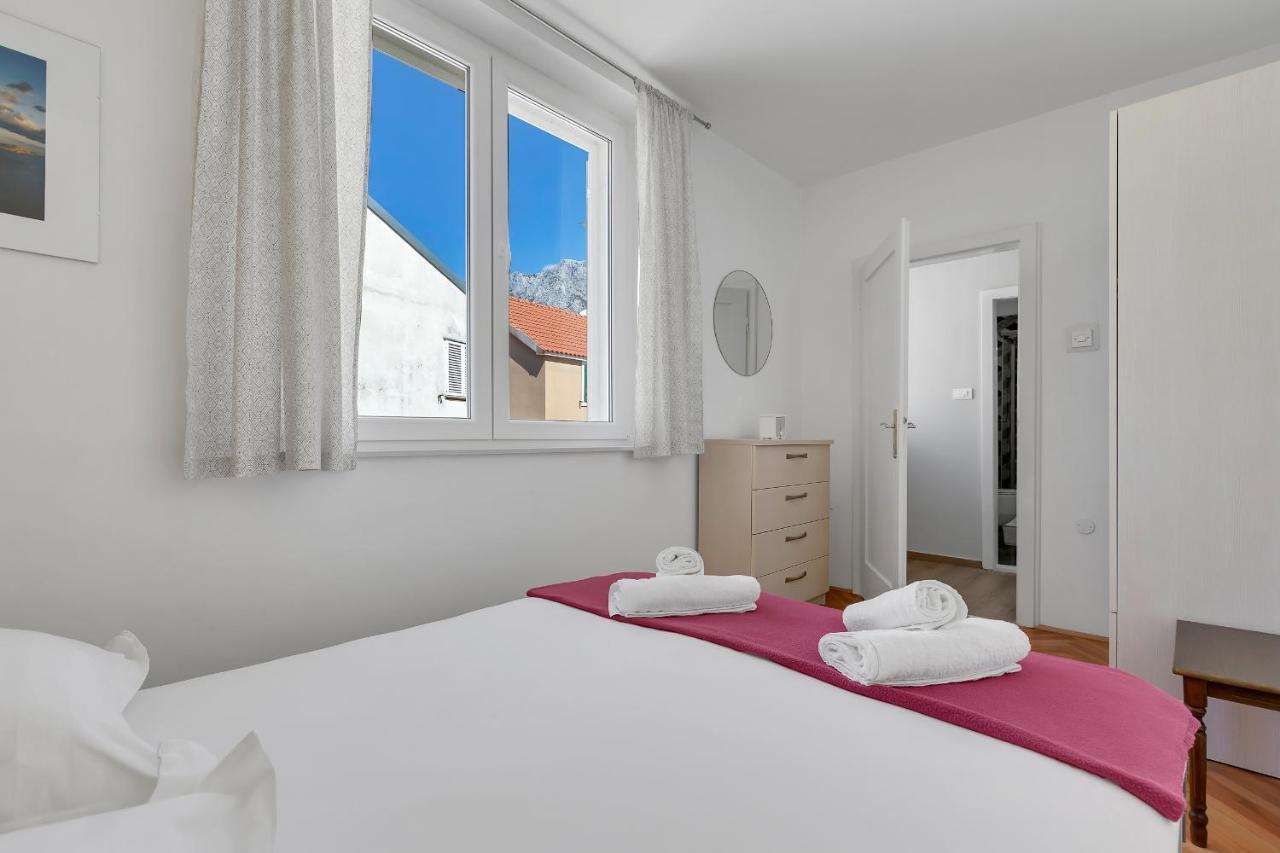 Apartment Riva Makarska Bagian luar foto