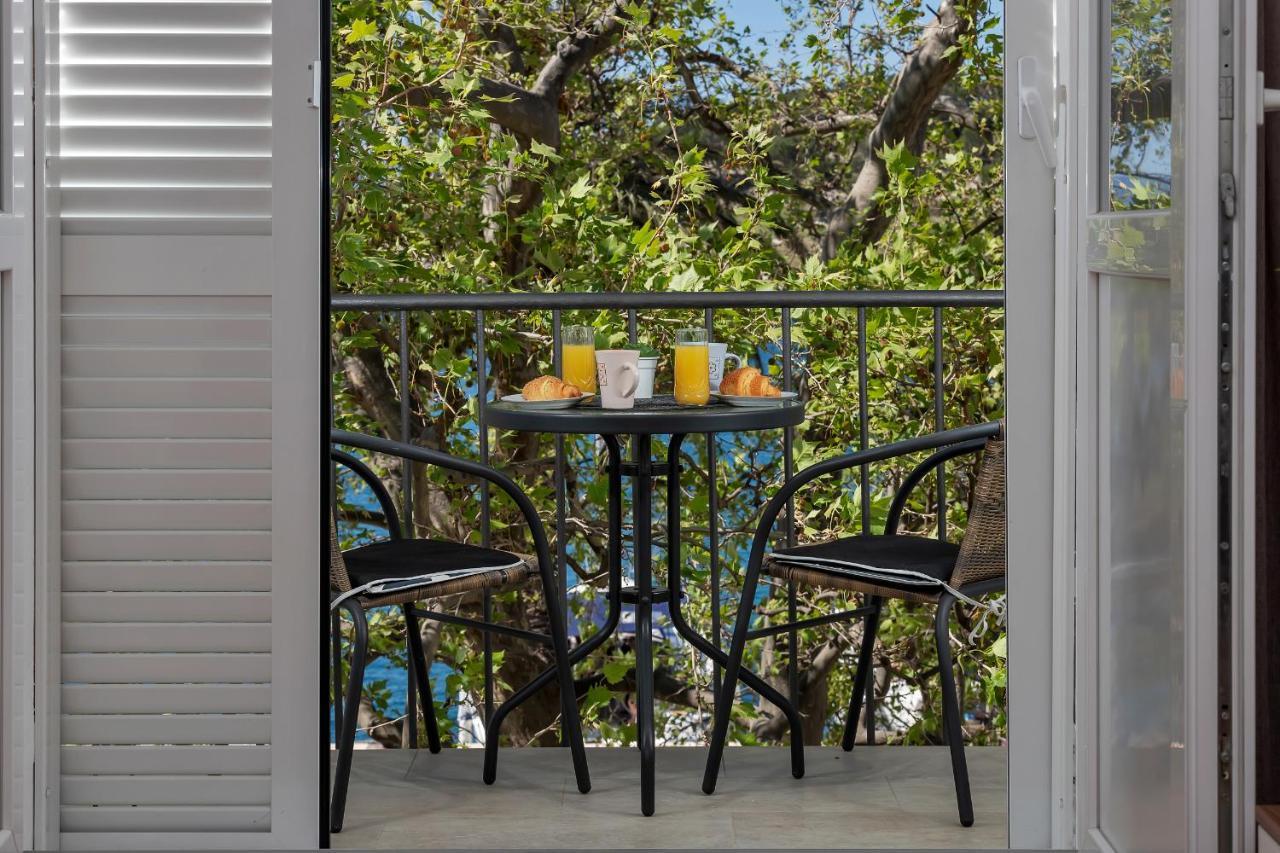 Apartment Riva Makarska Bagian luar foto