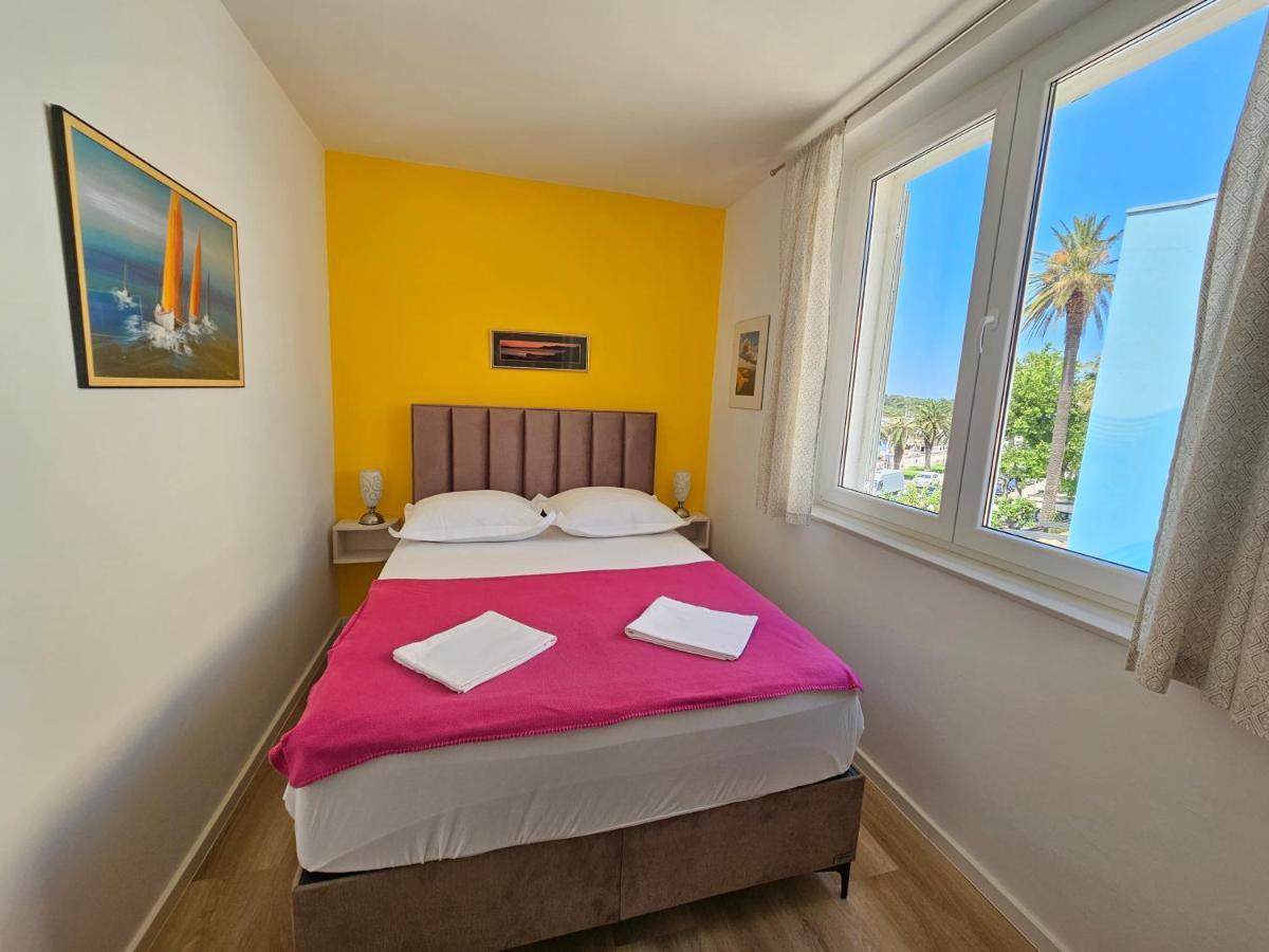 Apartment Riva Makarska Bagian luar foto